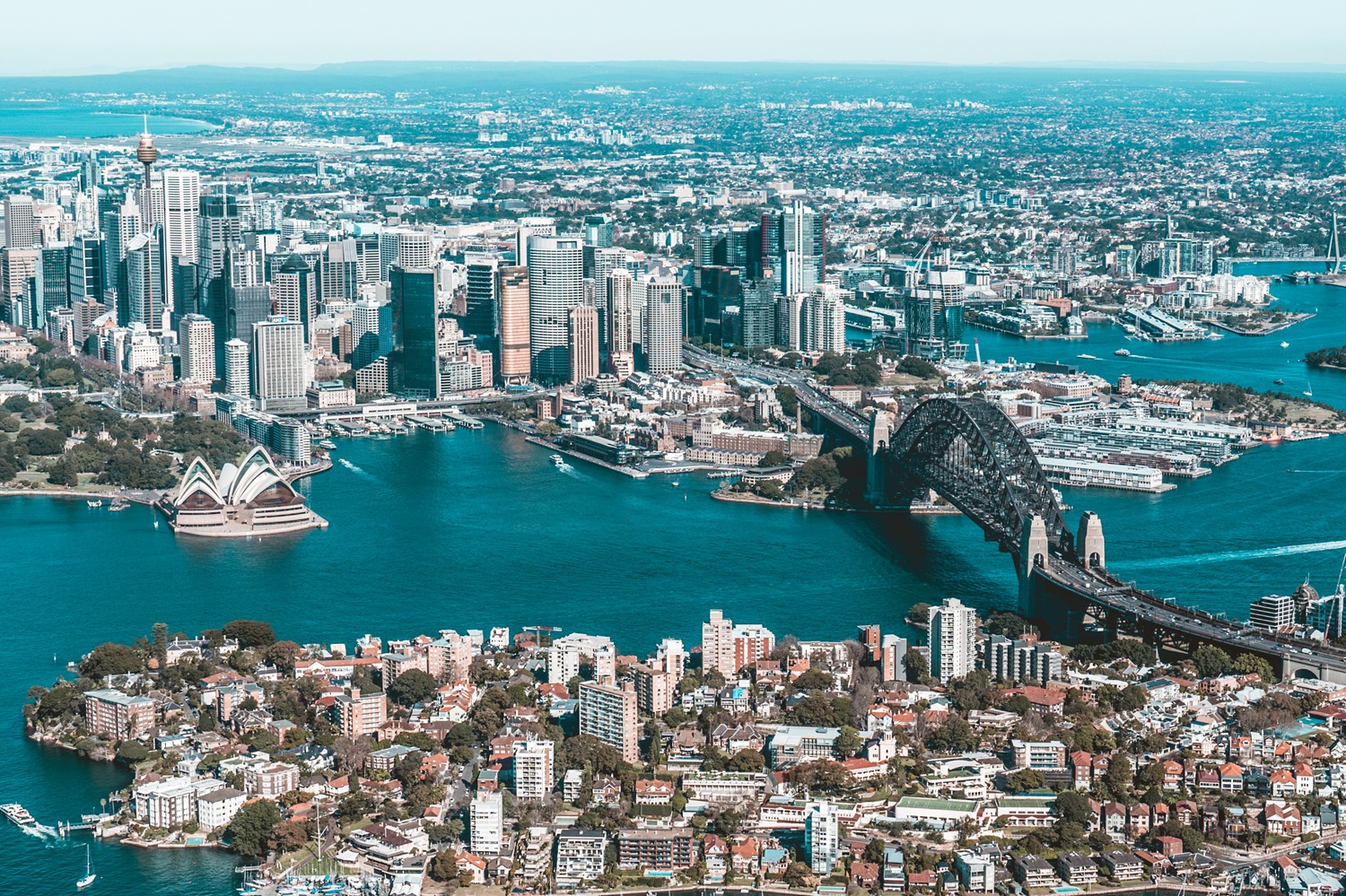 Honeymoon In Australia tour visual